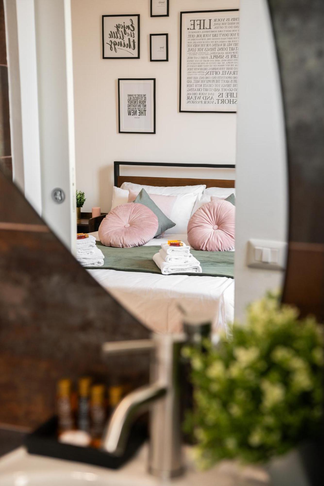 Piacentino Homes San Giovanni Apartment Rome Luaran gambar